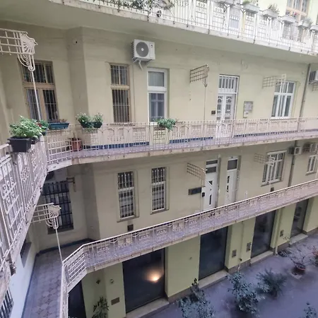 Appartamento Deluxe2 Next To The Synagogue Free Air Conditioner Budapest